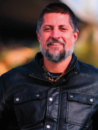 Autorenfoto von Nick Blasier